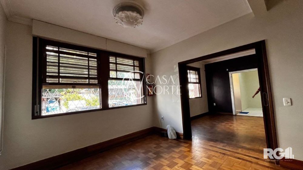 Casa à venda com 4 quartos, 274m², 2 suítes, 1 vaga, Travessa Comendador Batista no bairro Cidade Baixa em Porto Alegre