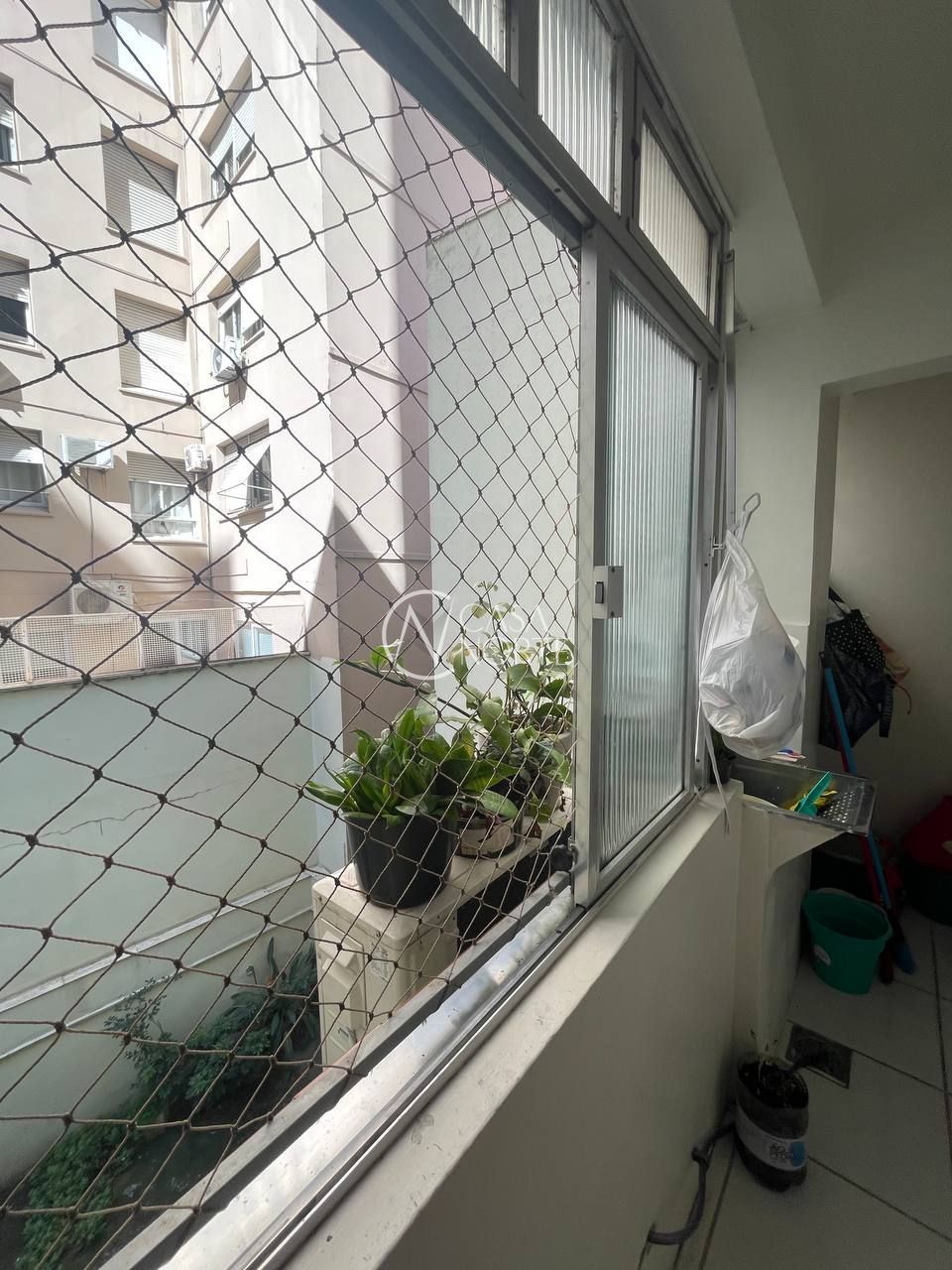 Apartamento à venda com 3 quartos, 83m², 1 vaga, Rua Demétrio Ribeiro no bairro Centro Histórico em Porto Alegre