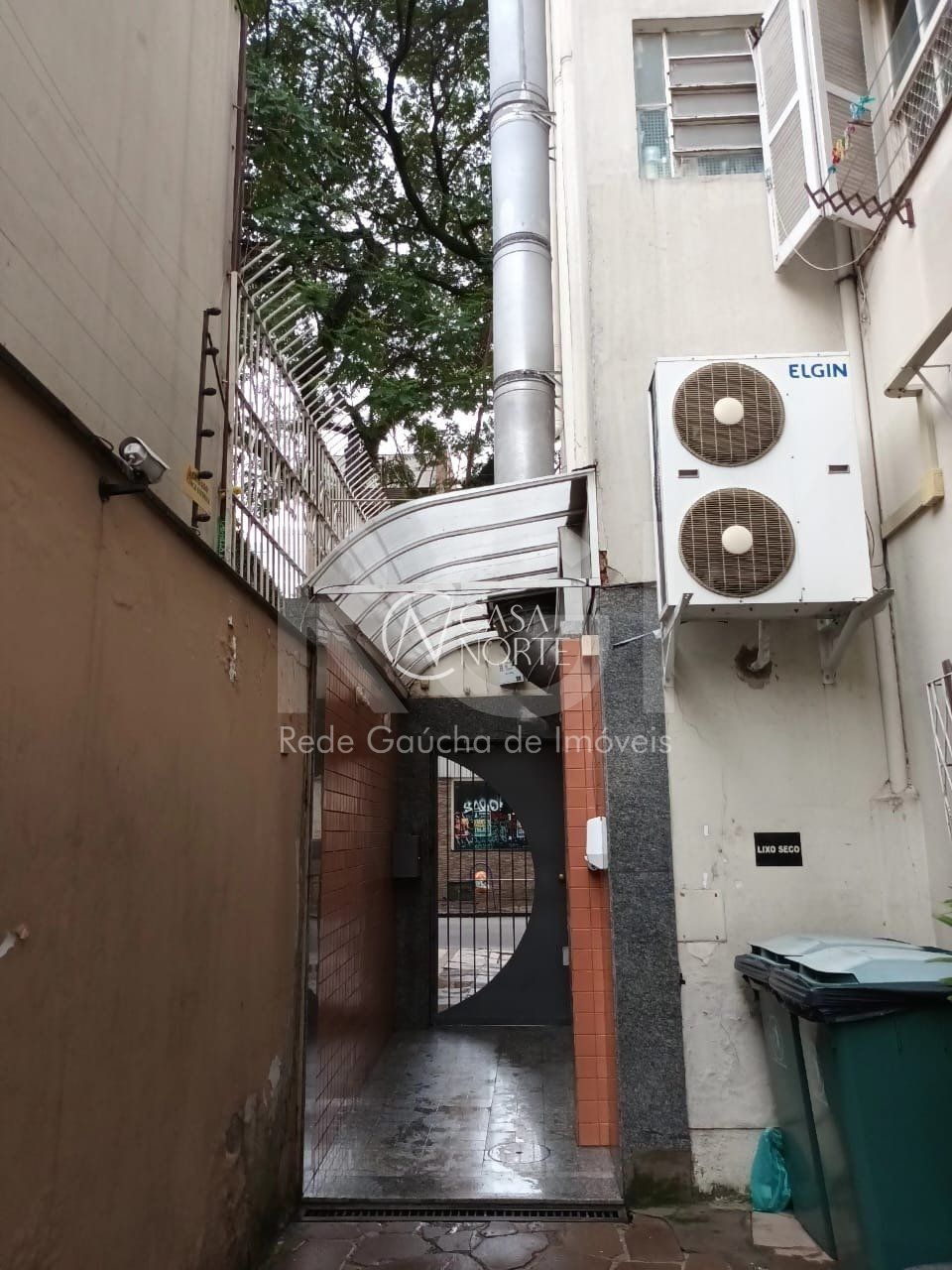 Kitnet à venda , 30m², Rua General Lima e Silva no bairro Cidade Baixa em Porto Alegre