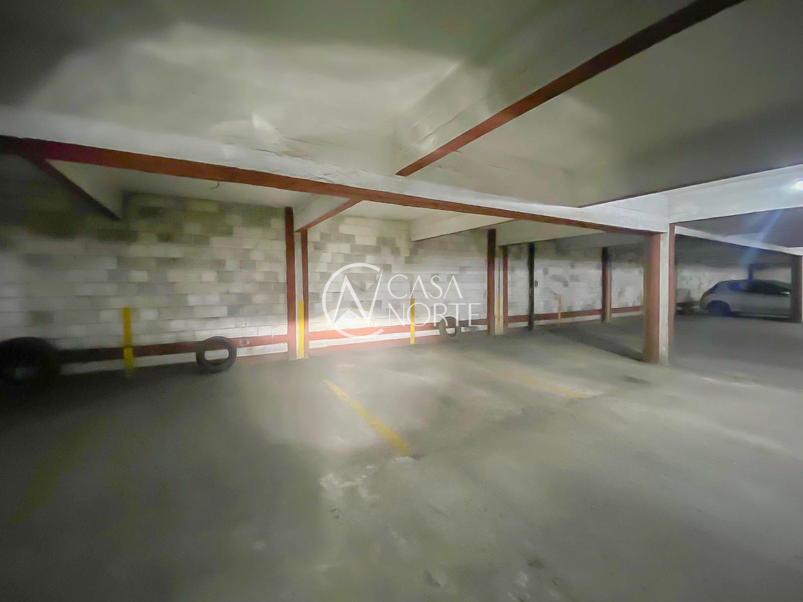 Box à venda , 11m², Avenida Independência no bairro Independência em Porto Alegre