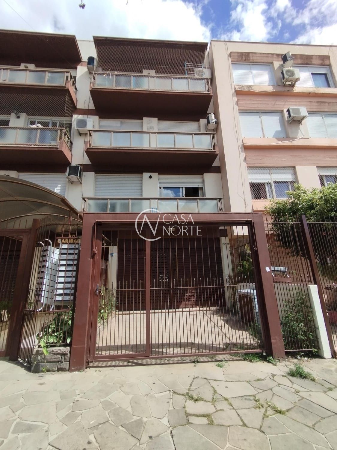 Apartamento à venda com 2 quartos, 75m², Rua Joaquim Nabuco no bairro Cidade Baixa em Porto Alegre