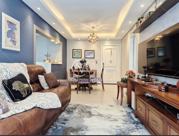 Apartamento à venda com 2 quartos, 80m², 1 vaga, Avenida Independência no bairro Independência em Porto Alegre