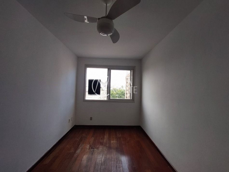 Apartamento à venda com 1 quarto, 43m², 1 vaga, Rua Olavo Bilac no bairro Azenha em Porto Alegre