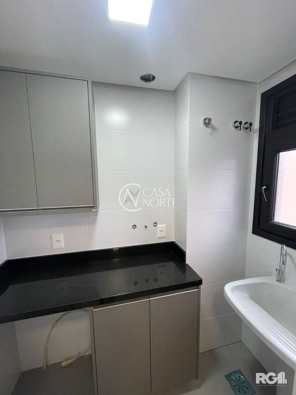 Apartamento à venda com 1 quarto, 76m², 1 suíte, 3 vagas, Rua Santa Cecília no bairro Rio Branco em Porto Alegre