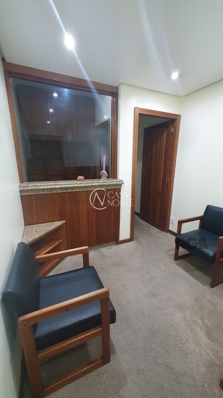 Sala Comercial à venda , 69m², Rua José do Patrocínio no bairro Cidade Baixa em Porto Alegre