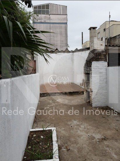 Casa à venda com 2 quartos, 64m², Rua Dezessete de Junho no bairro Menino Deus em Porto Alegre