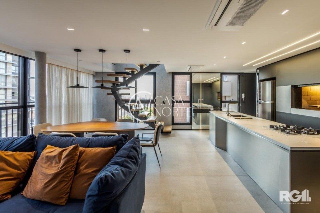 Duplex à venda com 3 quartos, 109m², 2 suítes, 2 vagas, Rua Artur Rocha no bairro Auxiliadora em Porto Alegre