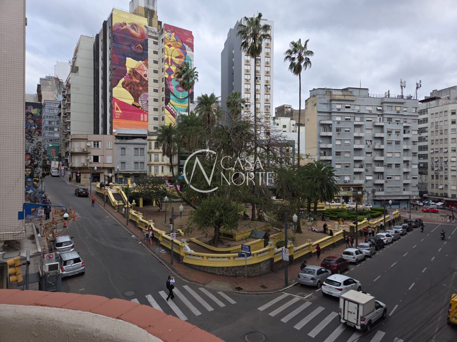 Apartamento à venda com 2 quartos, 70m², Avenida Alberto Bins no bairro Centro Histórico em Porto Alegre