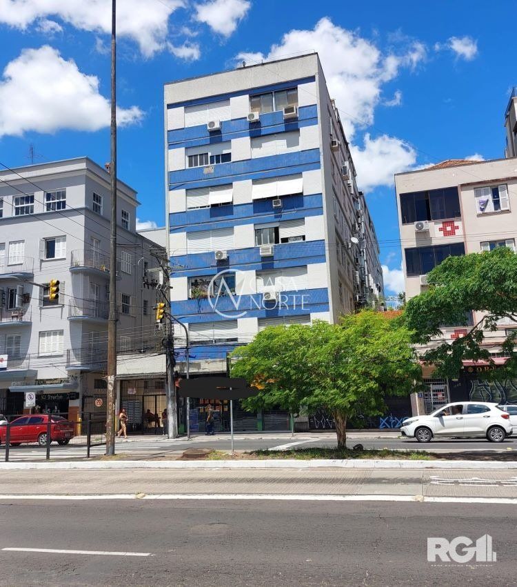 Apartamento à venda com 2 quartos, 67m², Avenida João Pessoa no bairro Centro Histórico em Porto Alegre