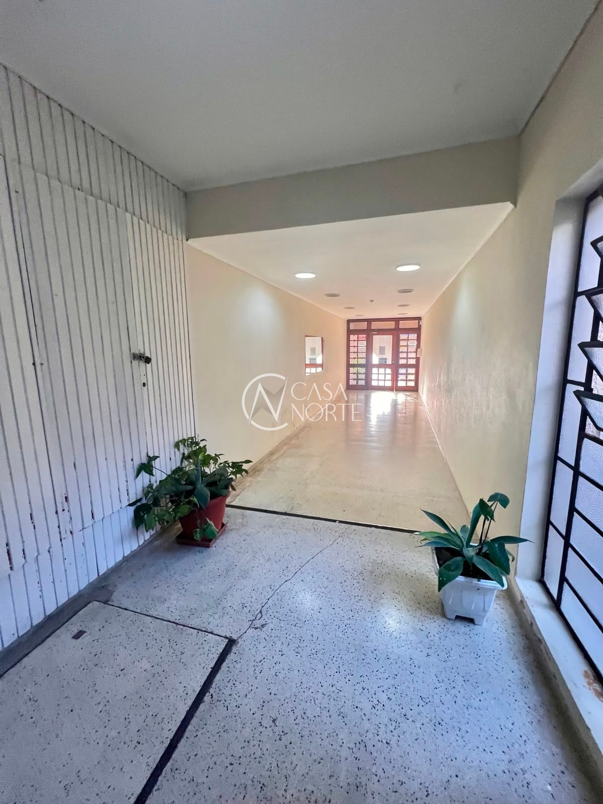 Apartamento à venda com 2 quartos, 75m², Rua Joaquim Nabuco no bairro Cidade Baixa em Porto Alegre