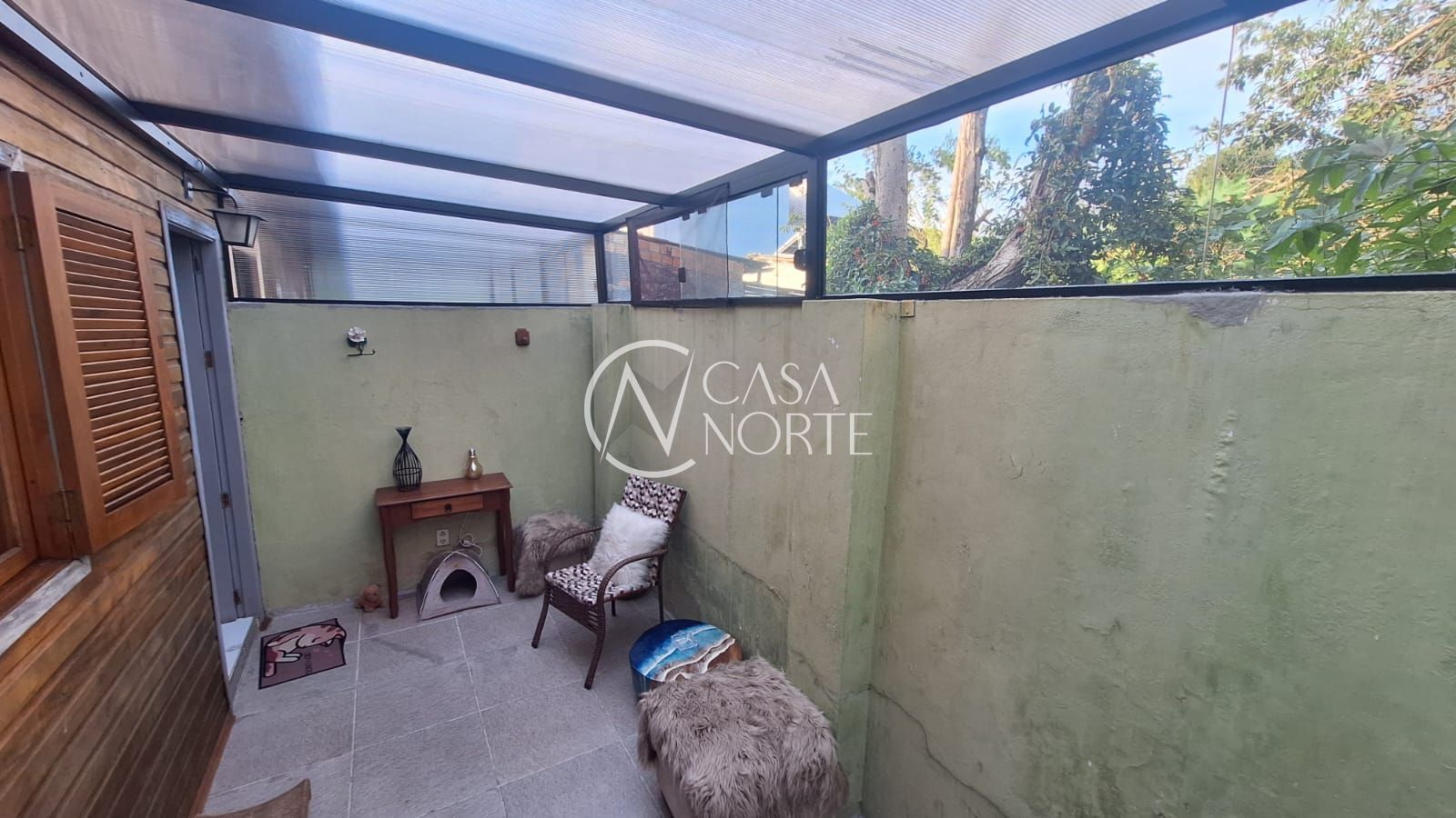 Casa à venda com 4 quartos, 150m², 3 vagas, Travessa Von Salisch no bairro Sarandi em Porto Alegre