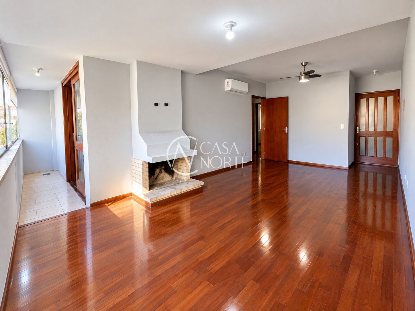 Apartamento à venda com 2 quartos, 73m², 1 vaga, Rua Fernando Cortez no bairro Cristo Redentor em Porto Alegre