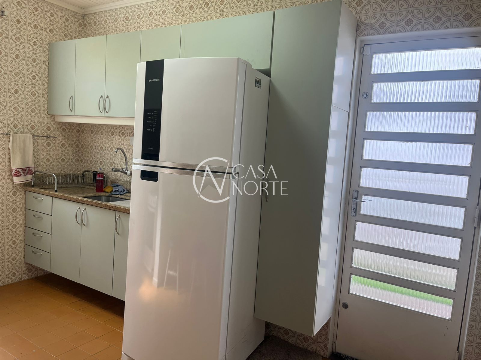 Casa à venda com 2 quartos, 151m², 3 vagas, Rua Rincão no bairro Ipanema em Porto Alegre