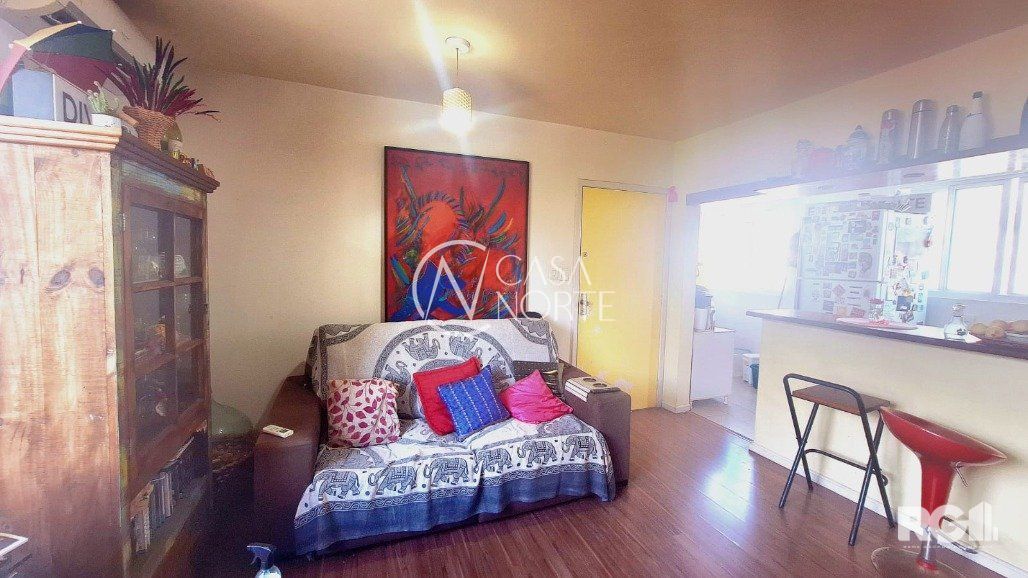 Apartamento à venda com 2 quartos, 58m², 1 vaga, Avenida Lavras no bairro Petrópolis em Porto Alegre