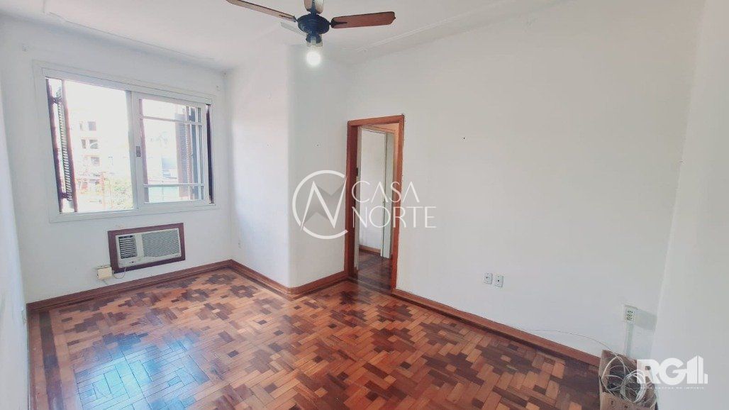 Apartamento à venda com 3 quartos, 97m², 1 vaga, Avenida Protásio Alves no bairro Petrópolis em Porto Alegre