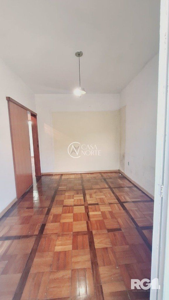 Apartamento à venda com 3 quartos, 97m², 1 vaga, Avenida Protásio Alves no bairro Petrópolis em Porto Alegre