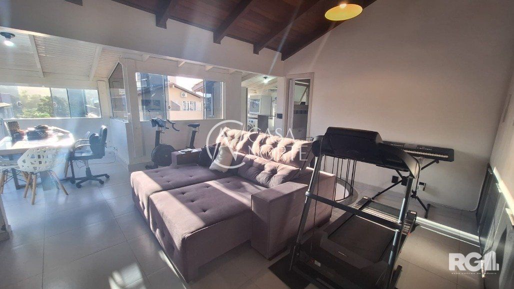 Apartamento à venda com 3 quartos, 137m², 1 vaga, Rua Dr. Aldo Wildt no bairro Cavalhada em Porto Alegre