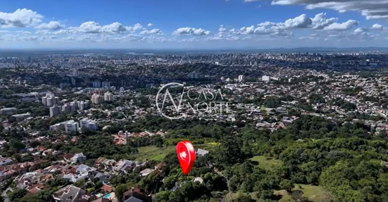 Terreno à venda  com 527m², Rua Fernando Osorio no bairro Teresópolis em Porto Alegre