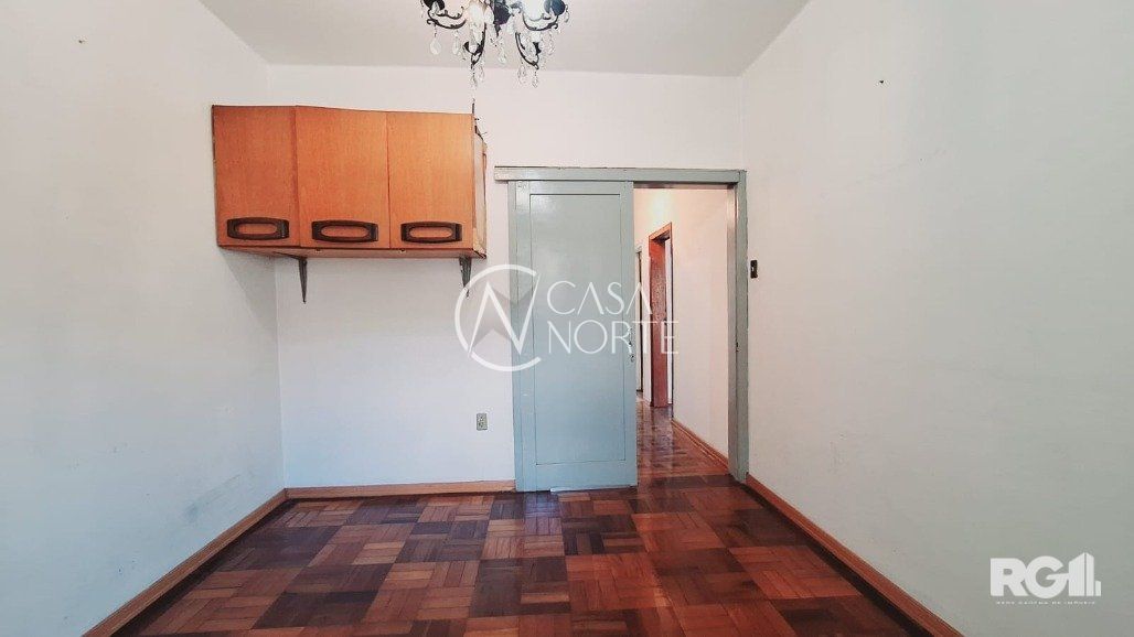 Apartamento à venda com 3 quartos, 97m², 1 vaga, Avenida Protásio Alves no bairro Petrópolis em Porto Alegre