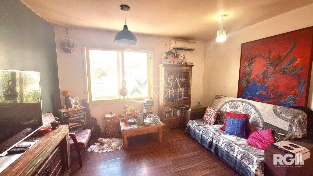 Apartamento à venda com 2 quartos, 58m², 1 vaga, Avenida Lavras no bairro Petrópolis em Porto Alegre
