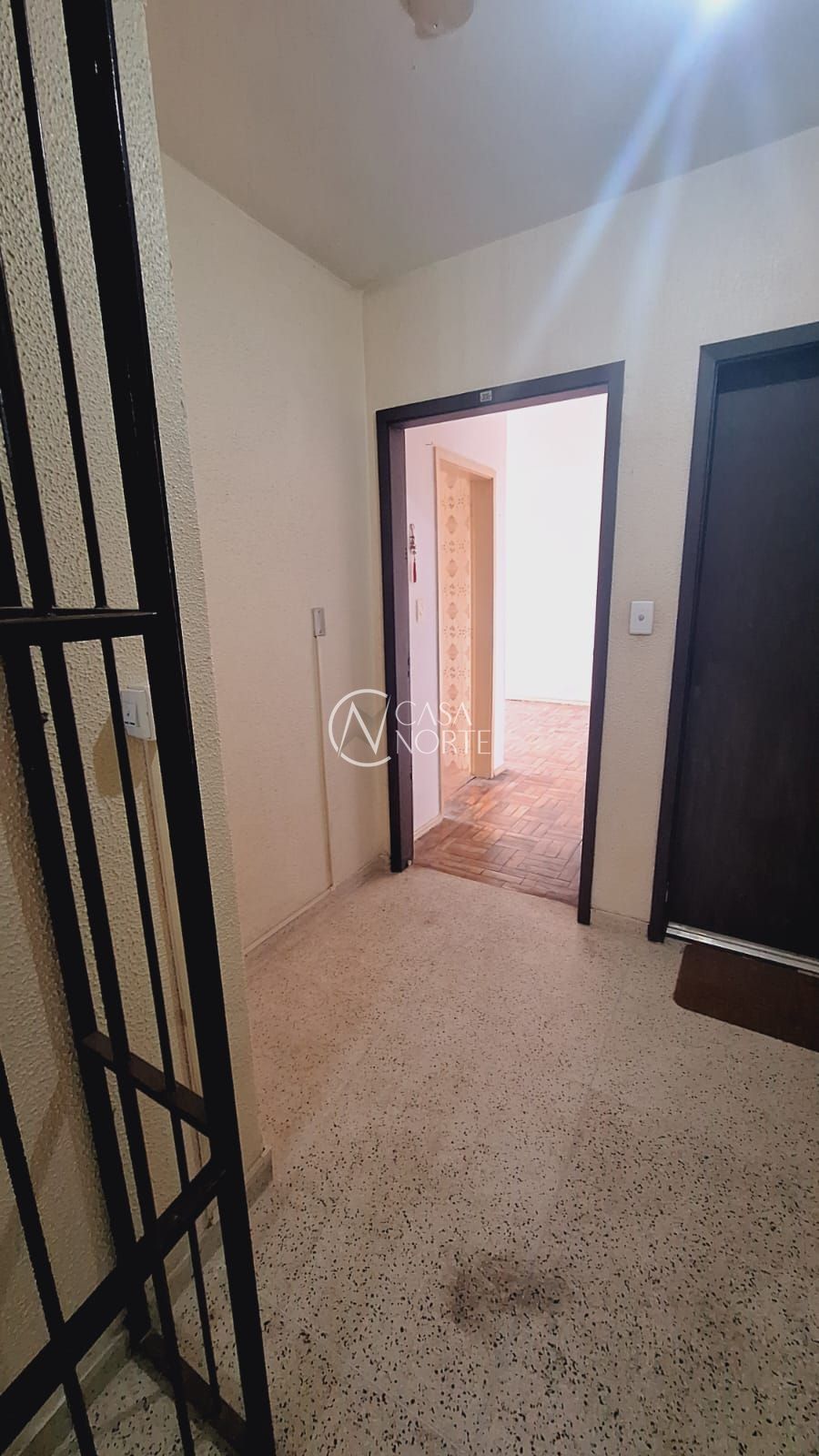 Apartamento à venda com 2 quartos, 60m², Avenida Protásio Alves no bairro Três Figueiras em Porto Alegre