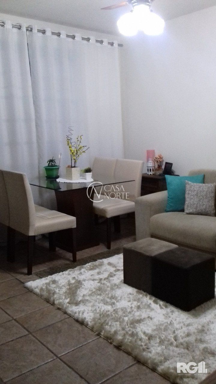 Casa de Condomínio à venda com 3 quartos, 120m², 1 suíte, 1 vaga, Rua Dona Zulmira no bairro Cavalhada em Porto Alegre