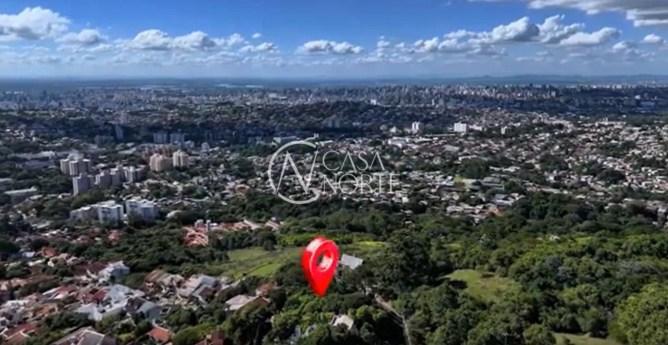 Terreno à venda  com 527m², Rua Fernando Osorio no bairro Teresópolis em Porto Alegre