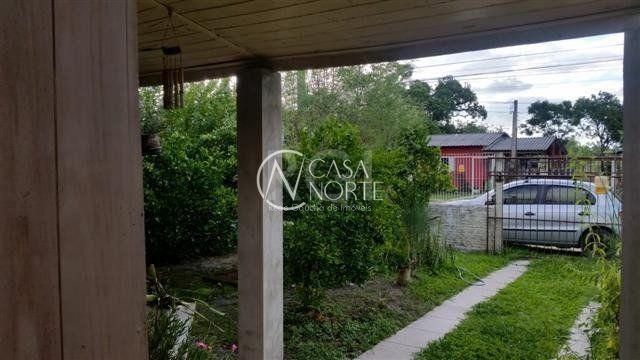 Casa à venda com 2 quartos, 300m², 1 suíte, 1 vaga, Rua Marino Barcelos no bairro Lami em Porto Alegre
