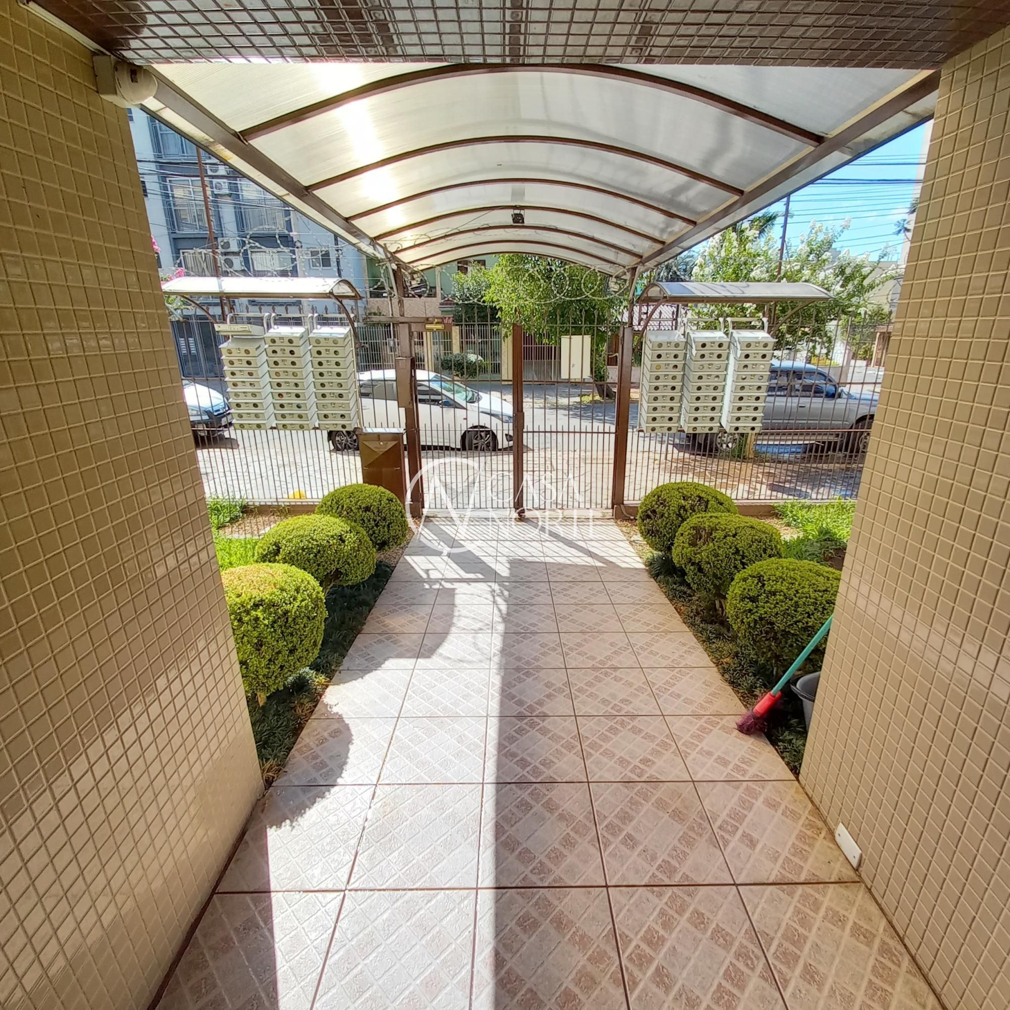 Kitnet à venda , 37m², Rua Portuguesa no bairro Partenon em Porto Alegre