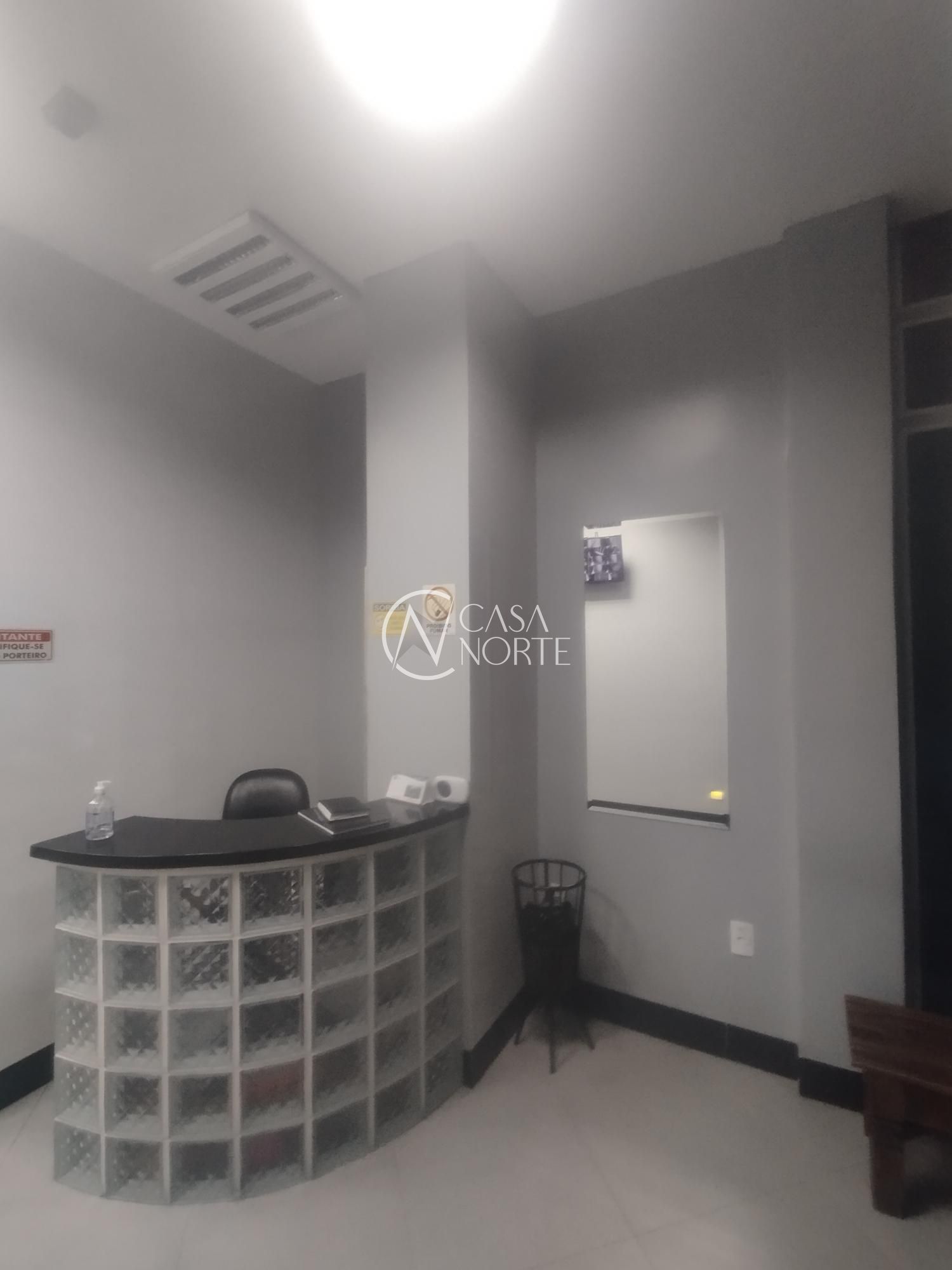 Sala Comercial à venda com 1 quarto, 22m², Rua Doutor Flores no bairro Centro Histórico em Porto Alegre