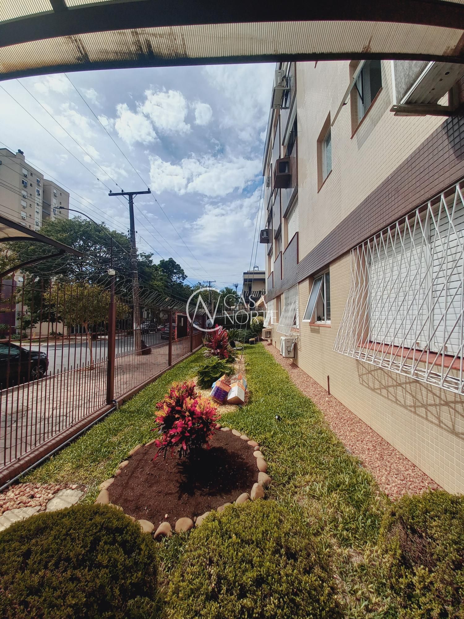 Kitnet à venda , 37m², Rua Portuguesa no bairro Partenon em Porto Alegre