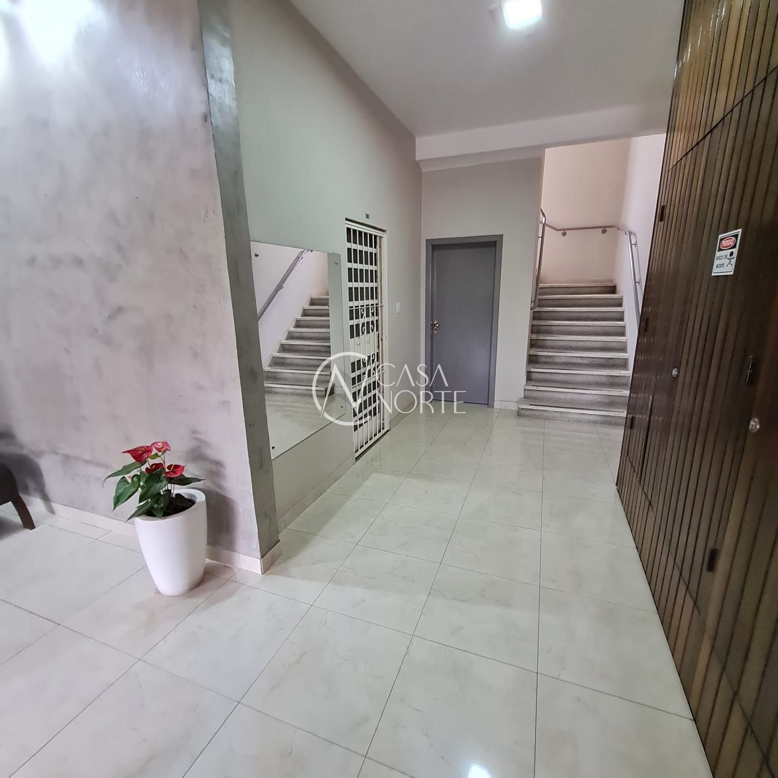 Apartamento à venda com 3 quartos, 101m², Avenida Ipiranga no bairro Partenon em Porto Alegre