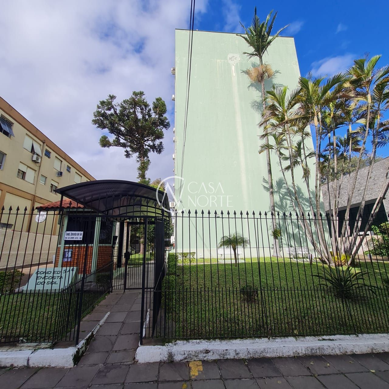Apartamento à venda com 2 quartos, 55m², Rua Guilherme Alves no bairro Jardim Botânico em Porto Alegre
