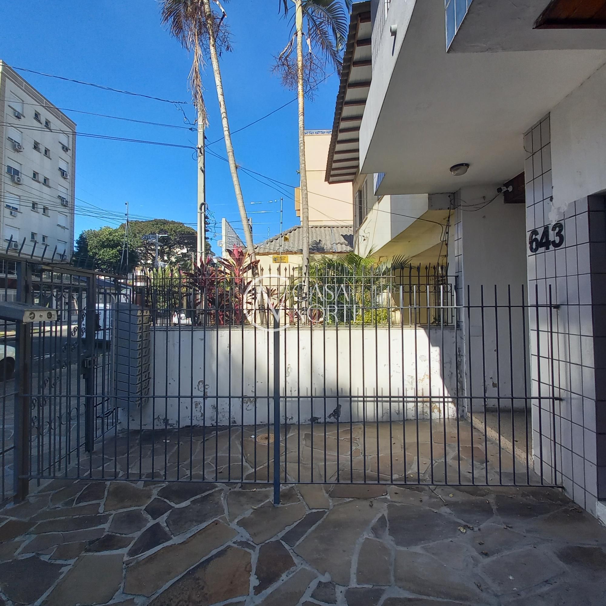 Loja à venda com 1 quarto, 53m², Rua La Plata no bairro Jardim Botânico em Porto Alegre