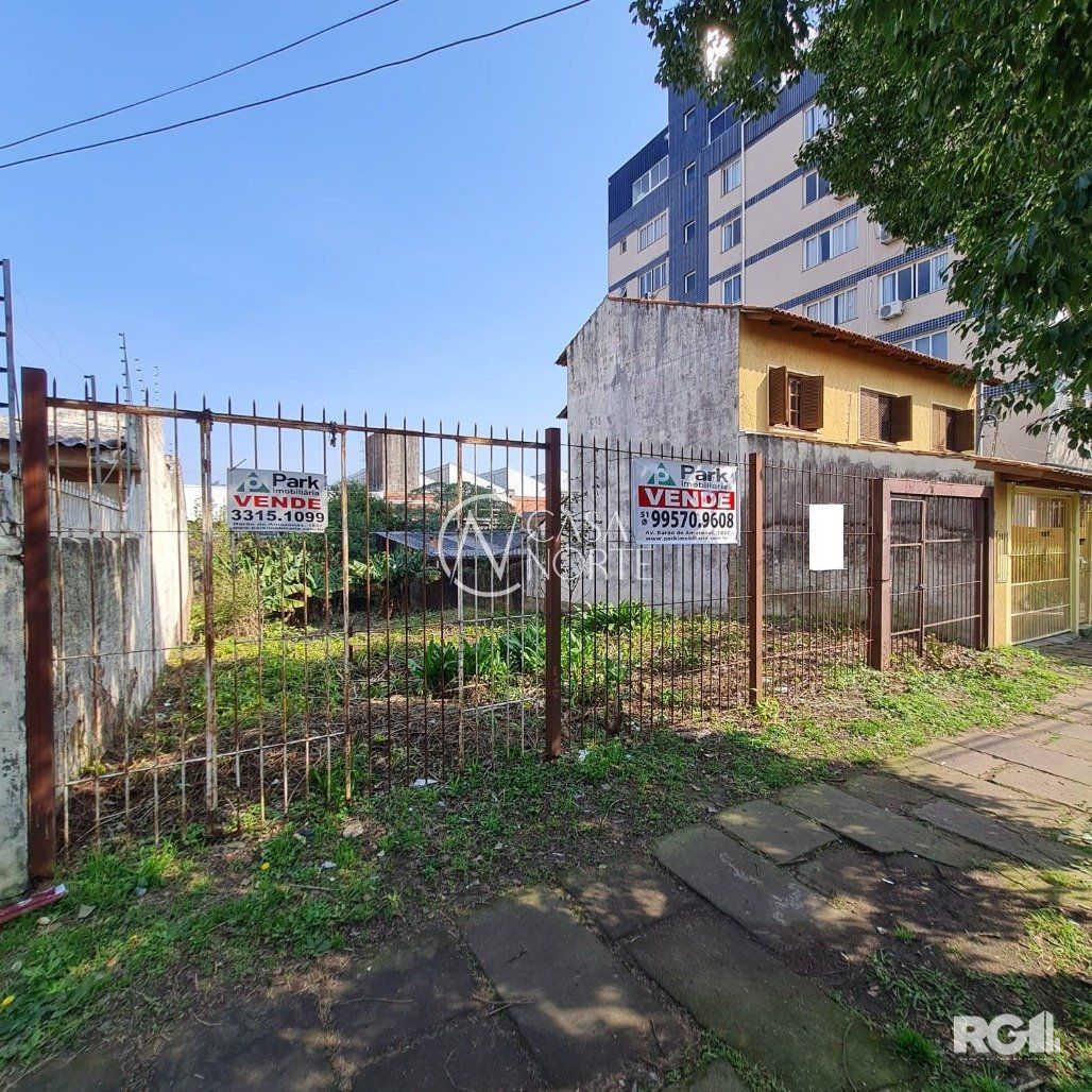 Terreno à venda  com 329m², Rua Oito de Julho no bairro Jardim Botânico em Porto Alegre