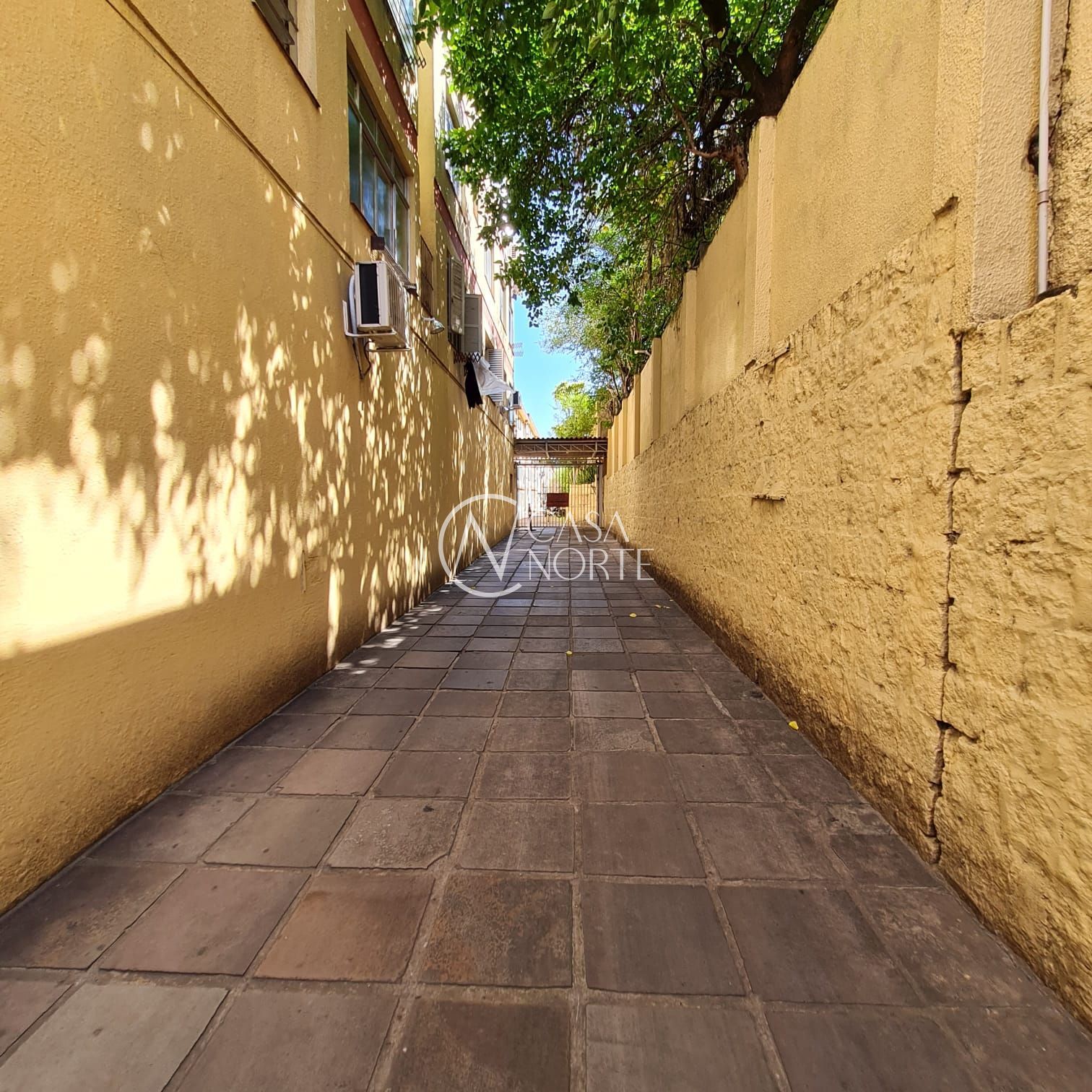 Apartamento à venda com 3 quartos, 79m², 1 vaga, Avenida Bento Gonçalves no bairro Partenon em Porto Alegre