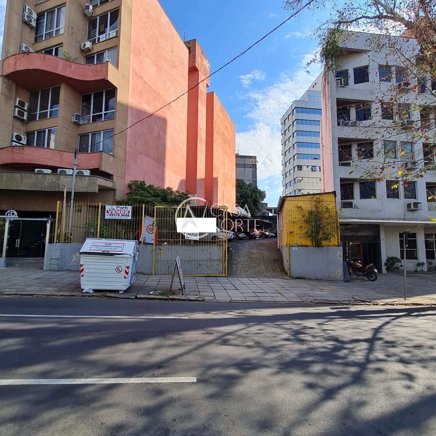 Terreno Comercial à venda  com 661m², Avenida Ijuí no bairro Petrópolis em Porto Alegre