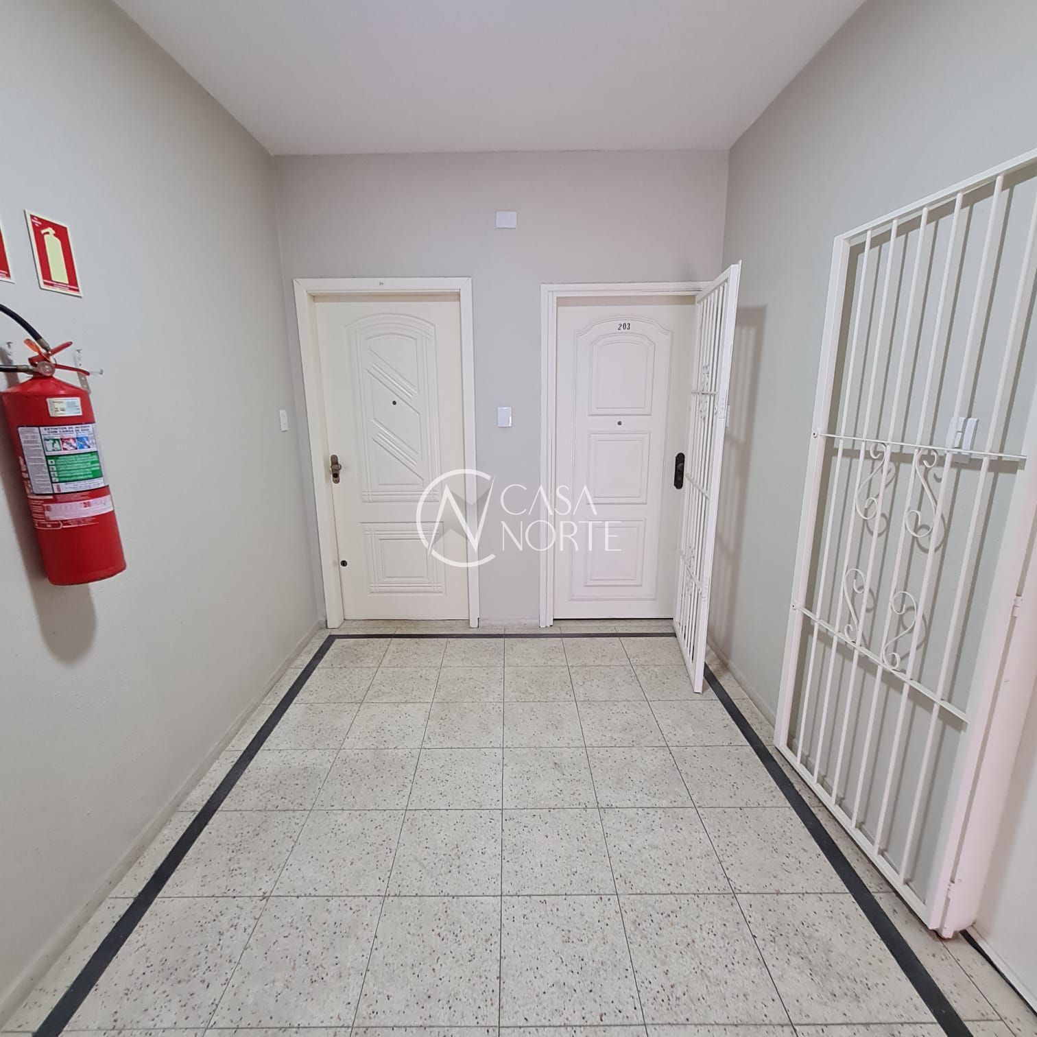 Apartamento à venda com 3 quartos, 101m², Avenida Ipiranga no bairro Partenon em Porto Alegre