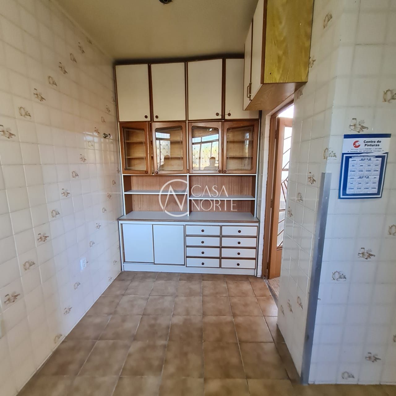 Casa à venda com 4 quartos, 324m², 2 suítes, 2 vagas, Rua Cezimbra Jaques no bairro Medianeira em Porto Alegre