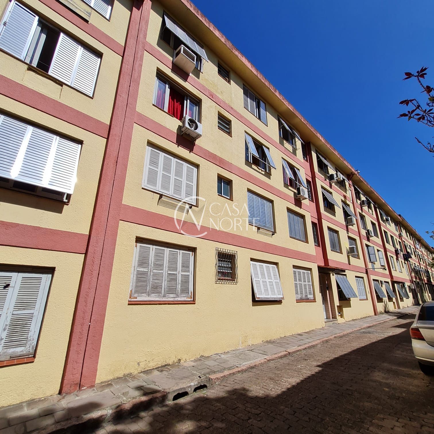 Apartamento à venda com 2 quartos, 55m², 1 vaga, Avenida Bento Gonçalves no bairro Partenon em Porto Alegre