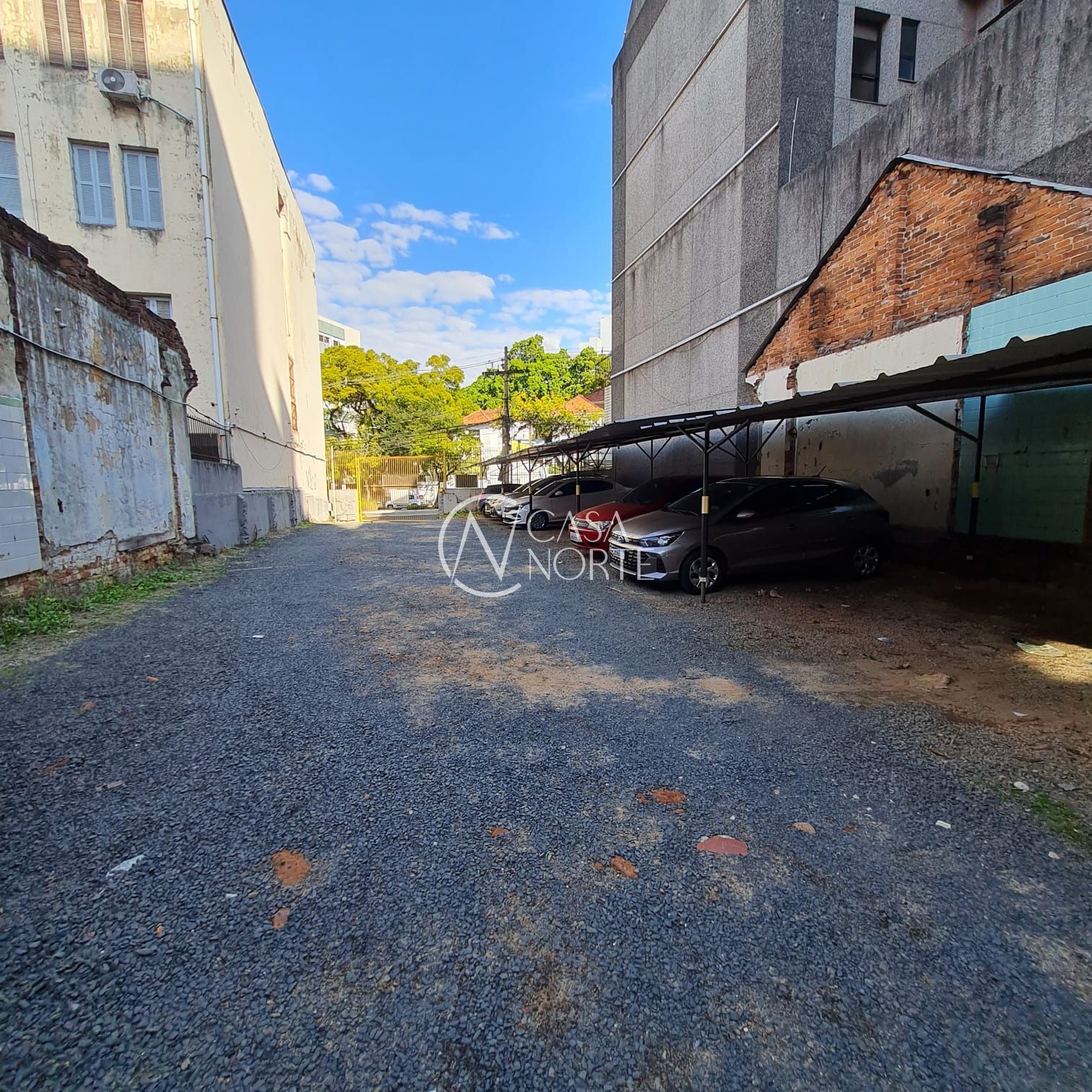 Terreno Comercial à venda  com 536m², Avenida Protásio Alves no bairro Petrópolis em Porto Alegre