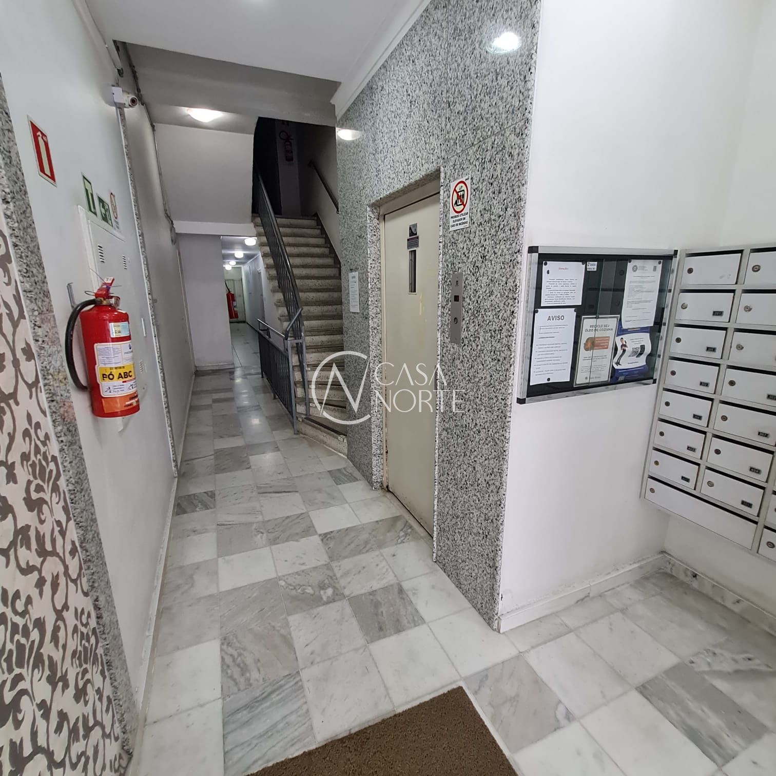 Apartamento à venda com 2 quartos, 73m², 2 vagas, Avenida Bento Gonçalves no bairro Partenon em Porto Alegre