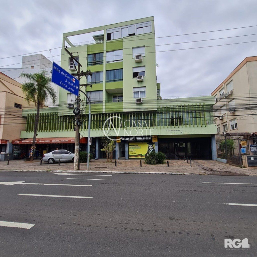 Cobertura à venda com 2 quartos, 124m², 1 vaga, Avenida Padre Cacique no bairro Praia de Belas em Porto Alegre