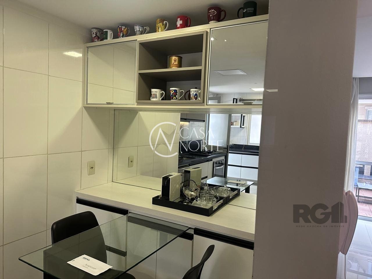 Casa de Condomínio à venda com 3 quartos, 157m², 1 suíte, 2 vagas, Avenida Willy Eugênio Fleck no bairro Sarandi em Porto Alegre