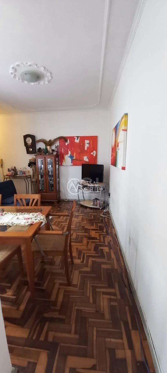 Apartamento à venda com 2 quartos, 50m², Rua Dezessete de Junho no bairro Menino Deus em Porto Alegre