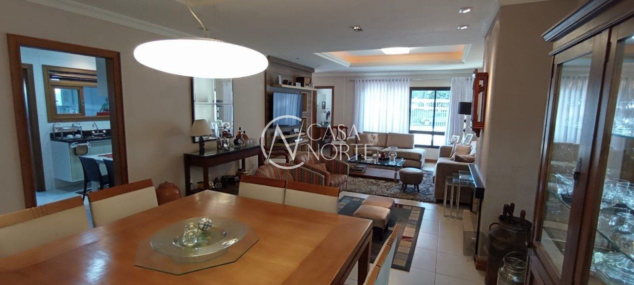Apartamento à venda com 3 quartos, 201m², 1 suíte, 2 vagas, Avenida Benno Mentz no bairro Vila Ipiranga em Porto Alegre