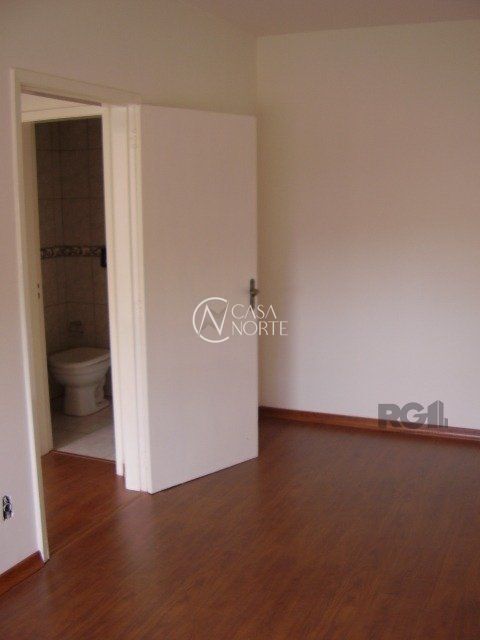 Apartamento à venda com 2 quartos, 58m², 1 vaga, Rua Alberto Silva no bairro Vila Ipiranga em Porto Alegre