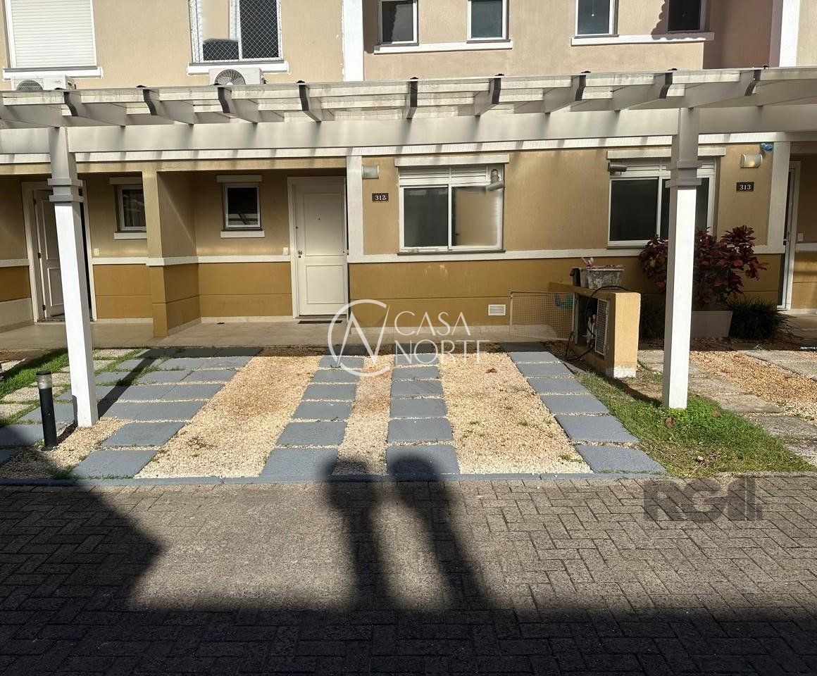 Casa de Condomínio à venda com 3 quartos, 144m², 1 suíte, 2 vagas, Avenida Willy Eugenio Fleck no bairro Sarandi em Porto Alegre
