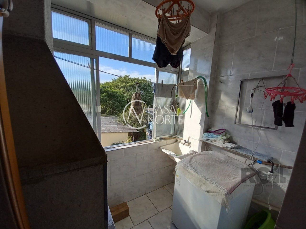 Apartamento à venda com 3 quartos, 70m², Rua José Carlos Ferreira no bairro Passo da Areia em Porto Alegre