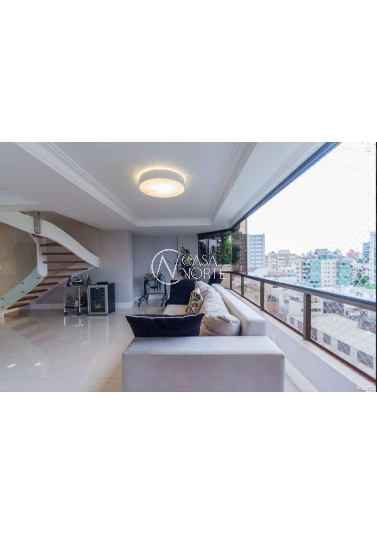 Cobertura à venda com 3 quartos, 283m², 1 suíte, 2 vagas, Rua Jaraguá no bairro Bela Vista em Porto Alegre